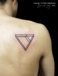 abstract line tattoo